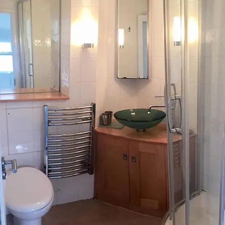 Porthgwel; A With Truly Breathtaking Views Holiday home *
